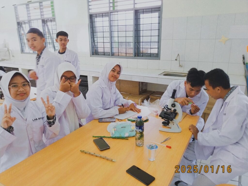 WhatsApp Image 2025-10-17 at 11.47.21(1)