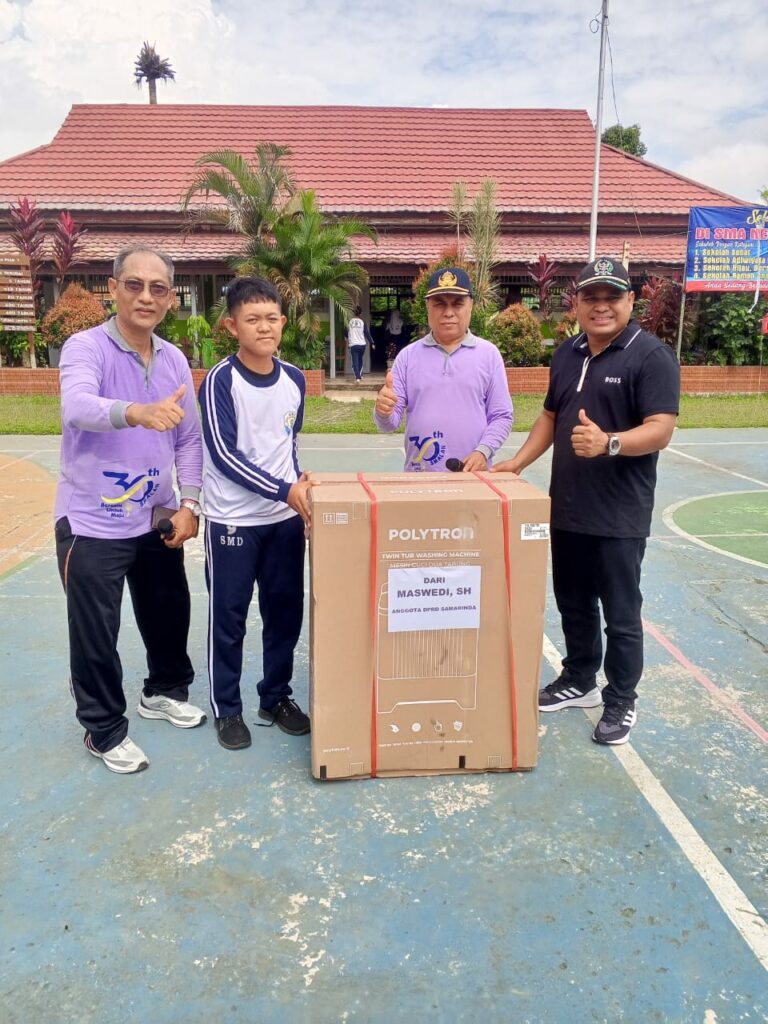 Hari 2 Jalan Sehat dan Doorprize