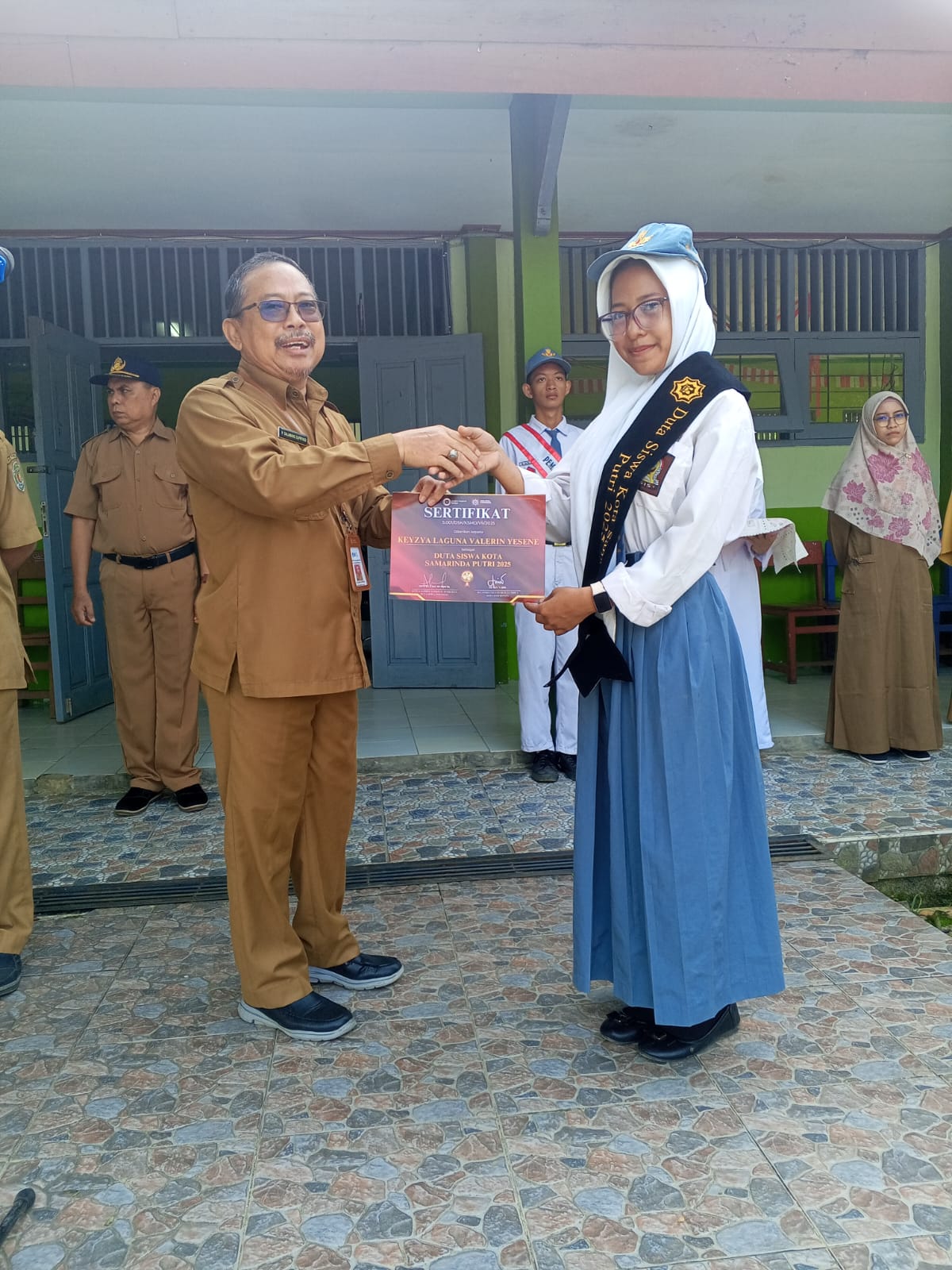 Terpilih sebagai Duta SMA Putri Kota Samarinda