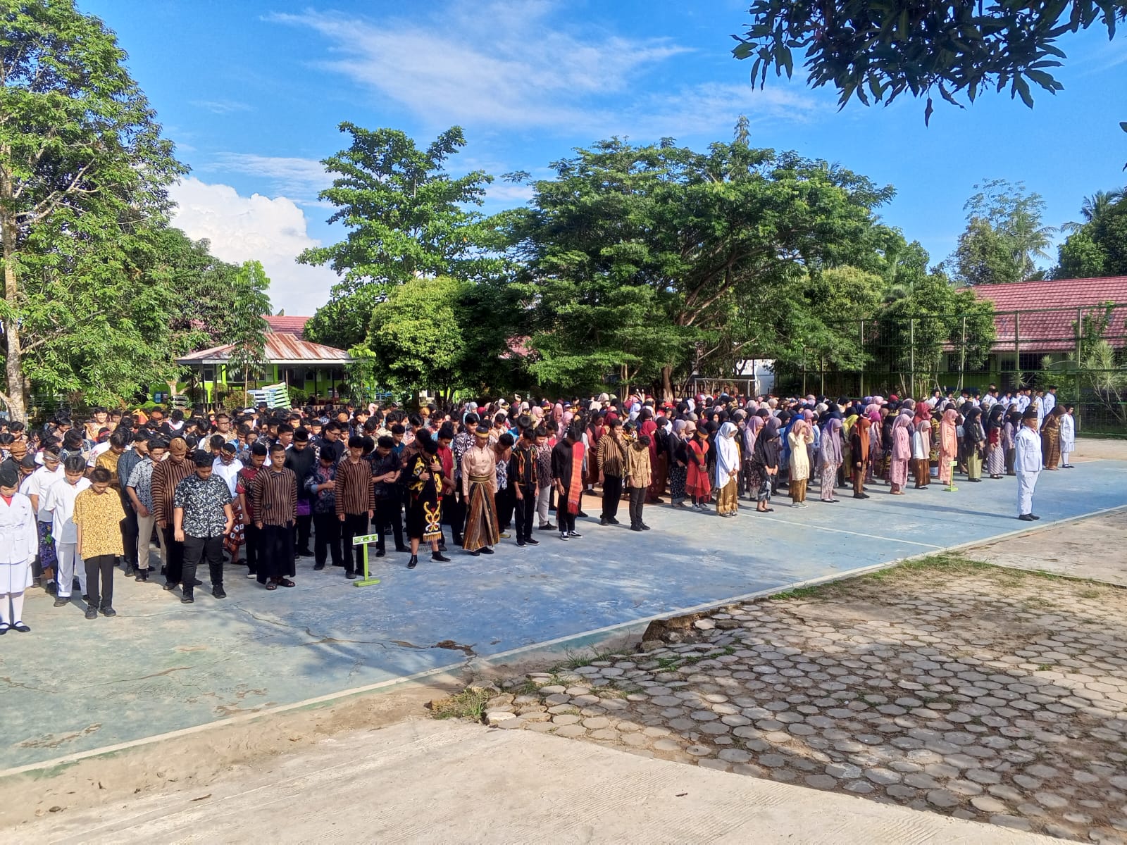 WhatsApp Image 2025-11-13 at 11.42.32(1) WhatsApp Image 2025-11-13 at 11.42.32(1)