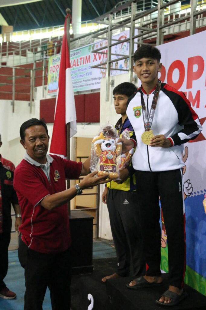 Juara 1 Popda Cabor Pencak Silat kelas B putra