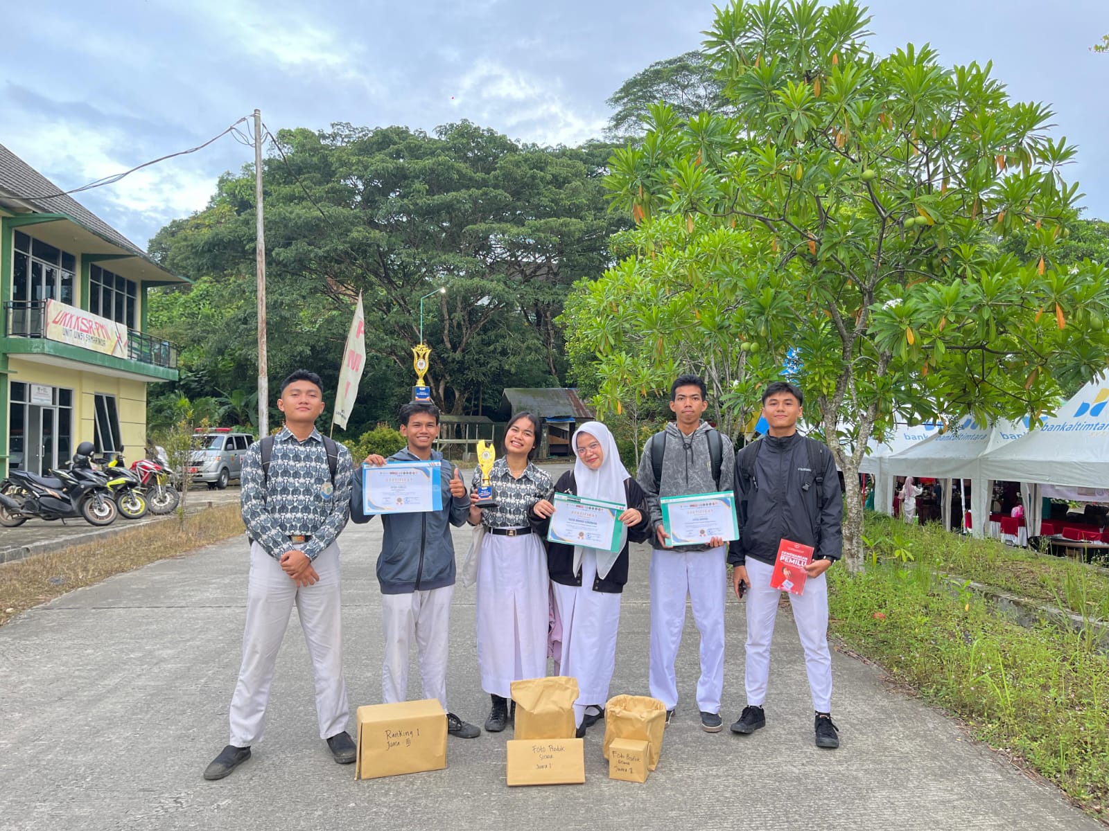 Juara 1 dan 2 Lomba Foto Produk