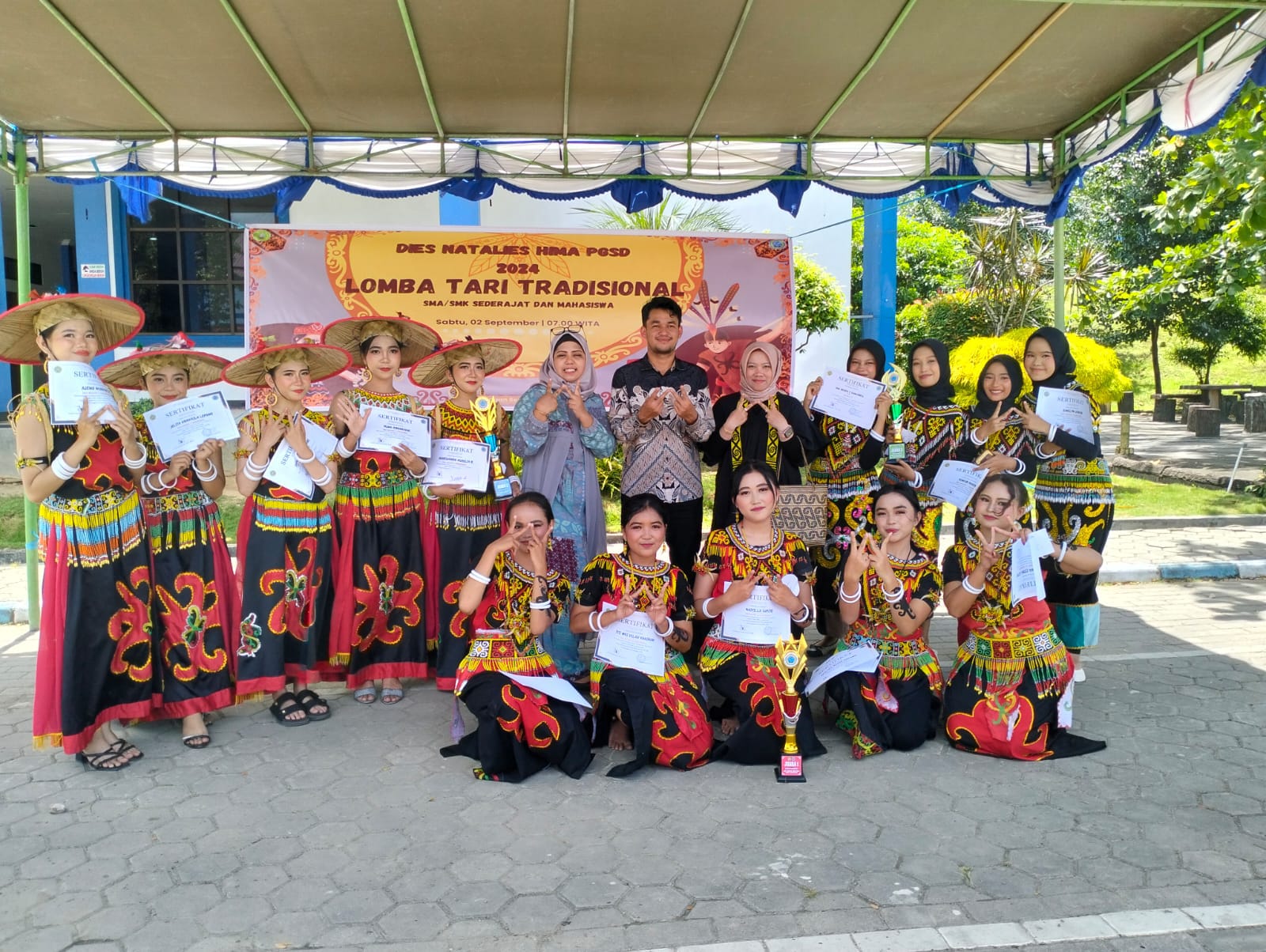 Juara 3 Lomba Tari Kreasi Daerah